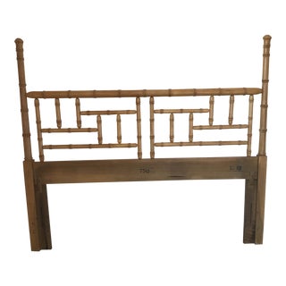 20th Century Chinese Chippendale Faux Bamboo Queen Dixie Headboard For Sale
