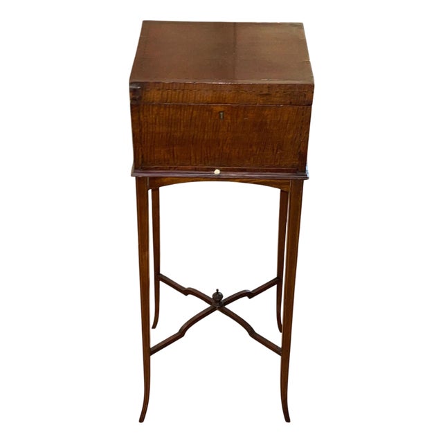 Petite 19th Century French Vanity Table With Mirror For Sale