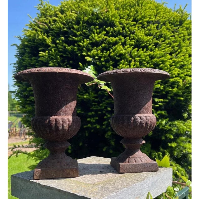 Vintage French Campana Style Cast Iron Garden Urns, 1970s, Set of 2 For Sale - Image 3 of 9