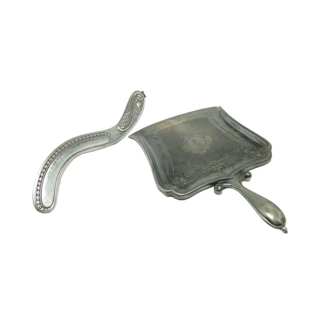 Eclectic Silver Plated Cake Shoulder, 1900s For Sale - Image 5 of 10