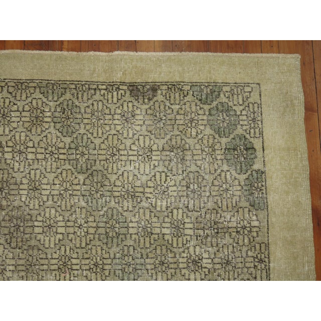 Turkish Deco Rug - 6'7" x 10'7" For Sale In New York - Image 6 of 8