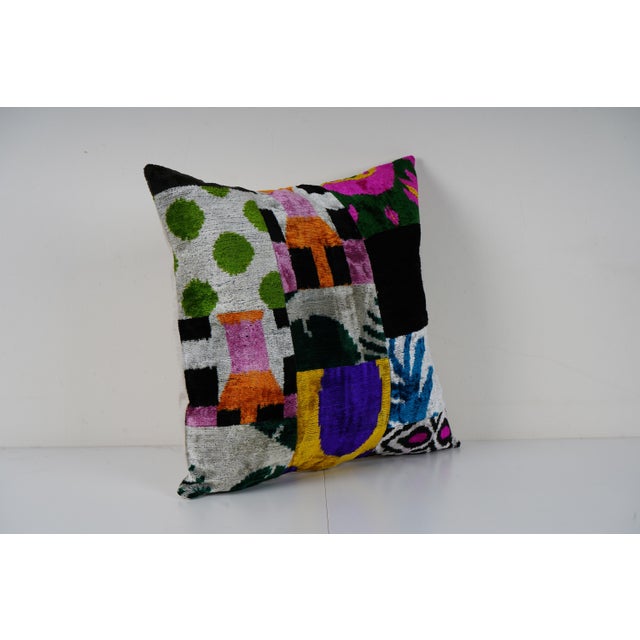 Mid-Century Modern Ikat Velvet Patchwork Pillow Cover For Sale - Image 3 of 4