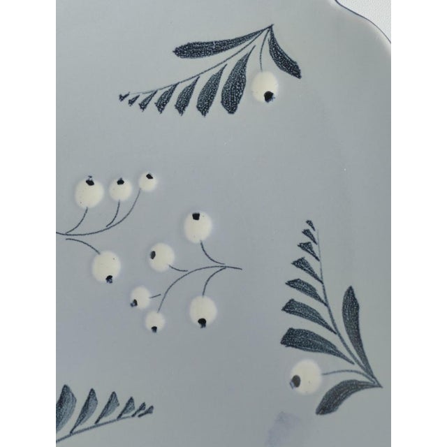 1950s Mid-Century Modern French Blue Plate by Eva Jancke-Björk for Bo Fajans, 1950s For Sale - Image 5 of 11