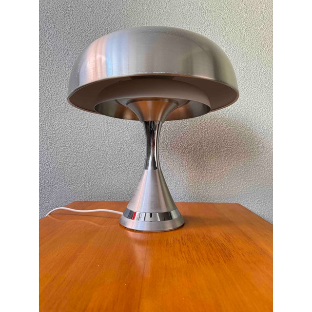 Mushroom Table Lamp in Aluminum and Chrome by Luigi Massoni for Guzzini, Italy, 1970s For Sale - Image 4 of 18