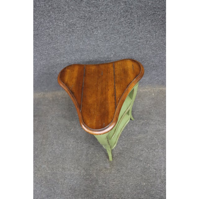Traditional Baker Painted Corner Side Table With Cherry Top For Sale - Image 3 of 12