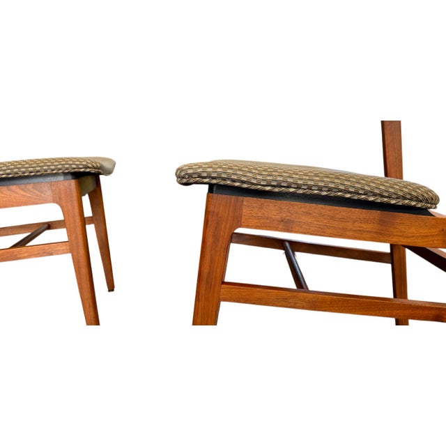 Wood 1960s Modern Walnut Side Chairs by Gunlocke - Set of 4 For Sale - Image 7 of 11
