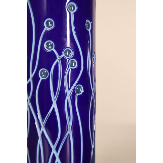 Early 21st Century Wedgwood 'Neptune' Blue Vase For Sale - Image 5 of 18