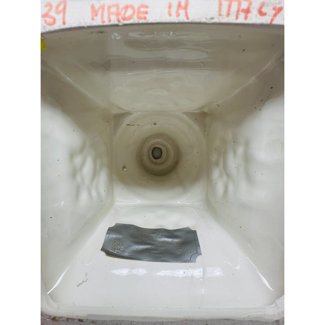 Large Vintage 1970s Italian Blanc De Chine Swan Handled Urn – 16" For Sale - Image 14 of 16