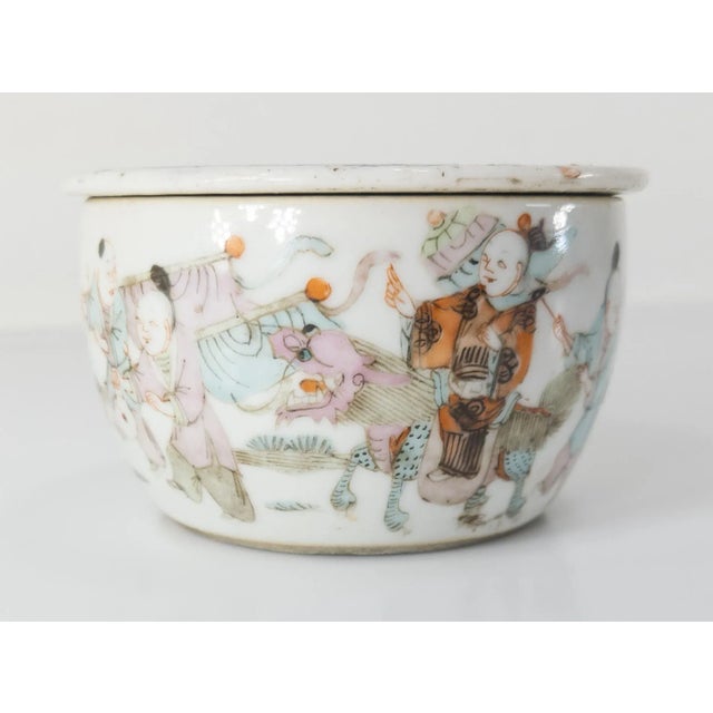 Chinoiserie 19th Century Chinese Famille Rose Decorated Covered Bowl or Cricket Cage For Sale - Image 3 of 12