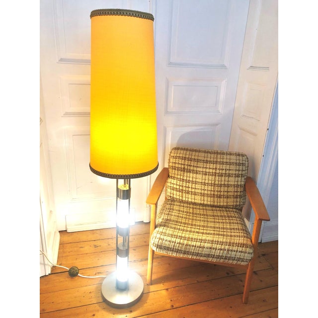 Vintage Floor Lamp in Chrome and Textured Glass by Richard Essig, 1970s For Sale - Image 9 of 9