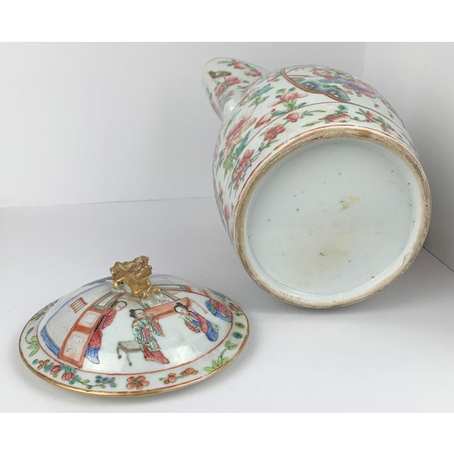 Ceramic Early 19th Century Chinese Export Famille Rose Porcelain Cider Jug For Sale - Image 7 of 10