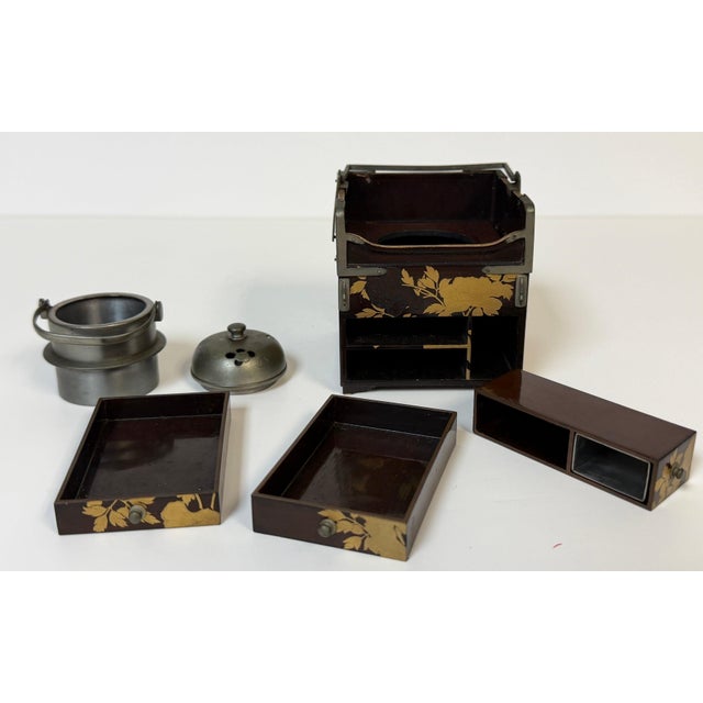 Brown Japanese Meiji Gold Maki-e Lacquer Tabako-Bon Smoking Cabinet For Sale - Image 8 of 18