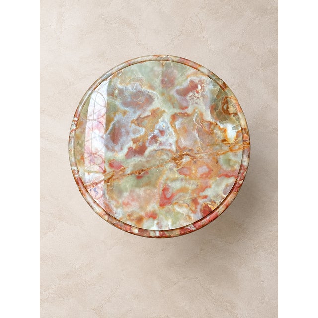 2020s Handcrafted Natural Green & Peach Onyx Pedestal Side Table by Zarva Stone For Sale - Image 5 of 10