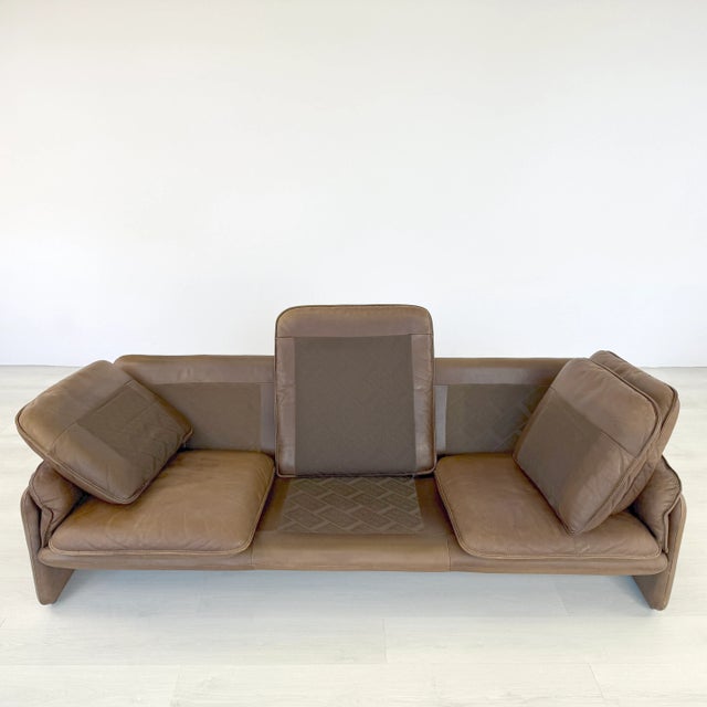 1960s De Sede Ds61 Leather Three-Seat Sofa, 1960s For Sale - Image 5 of 18