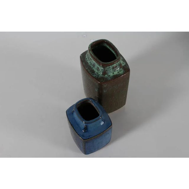 1970s Brutalist Danish Square Rustic Ceramic Vases by Jytte Trebbien, 1970s, Set of 2 For Sale - Image 5 of 8