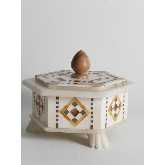 Italian Pietra Dura and Alabaster Inlay Hexagonal Box For Sale - Image 6 of 18
