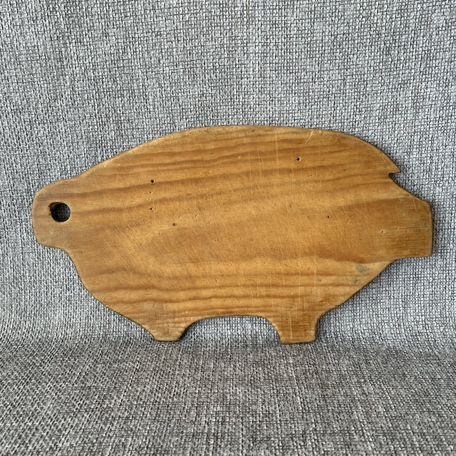Farmhouse Vintage Wood Pig Cutting Board For Sale - Image 3 of 6