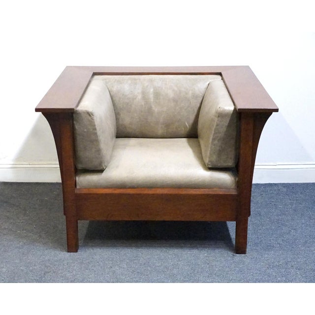 Mission Stickley Furniture Solid Quarter Sawn Oak Mission Arts & Crafts Style 42" Accent Arm Chair For Sale - Image 3 of 8