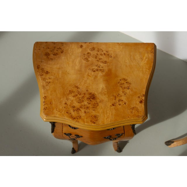 Louis XV French Birch Burl Nightstands, 1920s, Set of 2 For Sale - Image 16 of 18