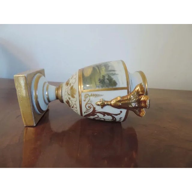 White 1800s English Worcester Porcelain Vase For Sale - Image 8 of 11