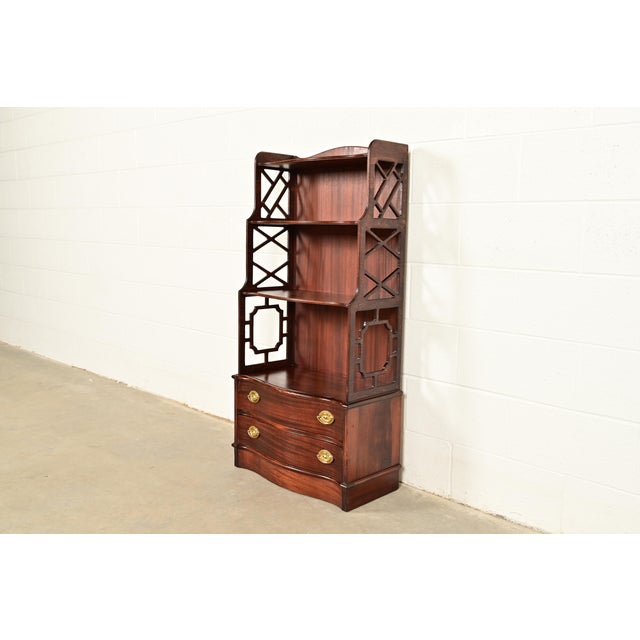 Baker Furniture Company Baker Furniture Style Chinese Chippendale Carved Mahogany Étagère or Bookcase For Sale - Image 4 of 17