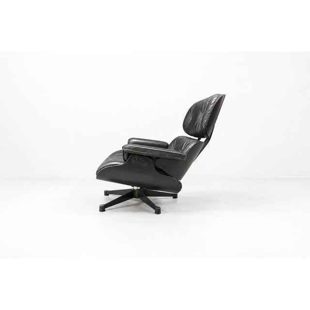 Set of Lounge Chair with Ottoman by Charles Eames for Vitra For Sale - Image 4 of 11