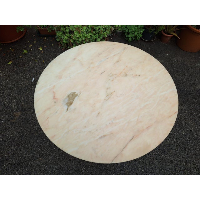 1960s Dining Table with Brass Base and Round White Marble Top, 1960s For Sale - Image 5 of 18