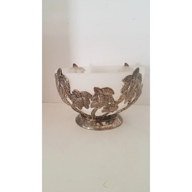 Vintage Godinger Silverplate Coconut Tree Design W/ Frosted Glass Bowl Insert For Sale In Phoenix - Image 6 of 6