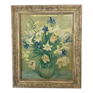 Classic Floral Oil Painting With Bouquet in Vase and Gilt Frame