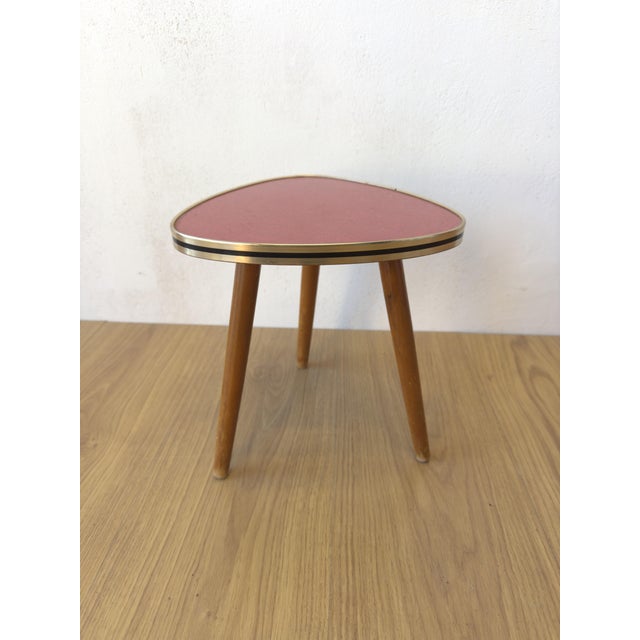 1960s Small Red Tripod Table, 1960s For Sale - Image 5 of 7