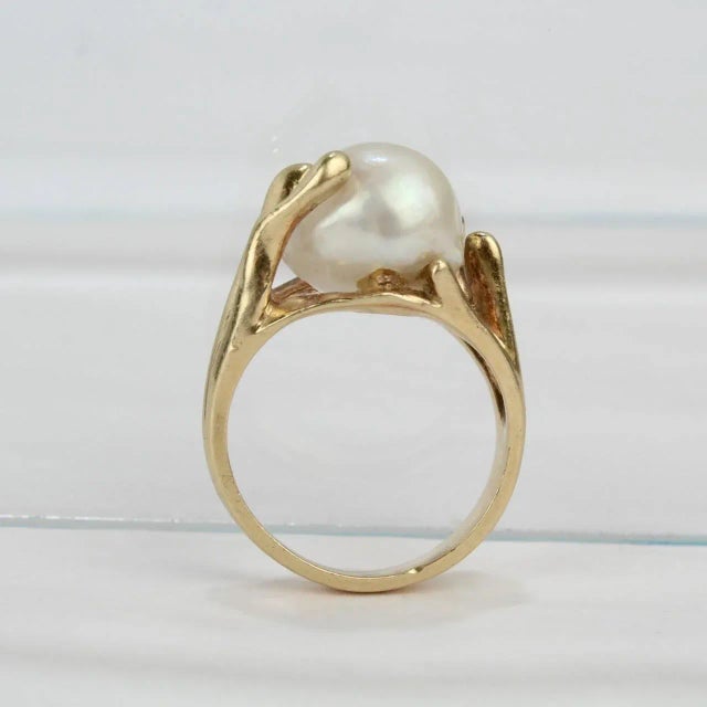 Metal Vintage Modernist Gold and Baroque Pearl Cocktail Ring Size 6.25 For Sale - Image 7 of 9
