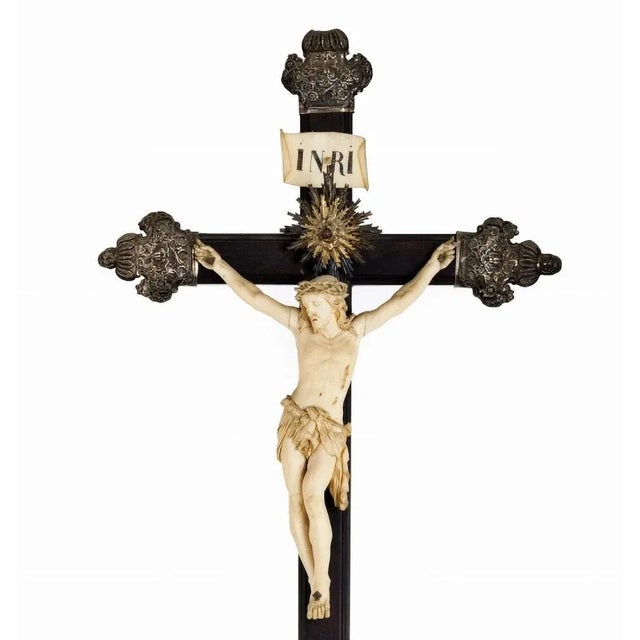 Jesus Christ Crucified 18th Century Italian Sculpture For Sale - Image 5 of 6