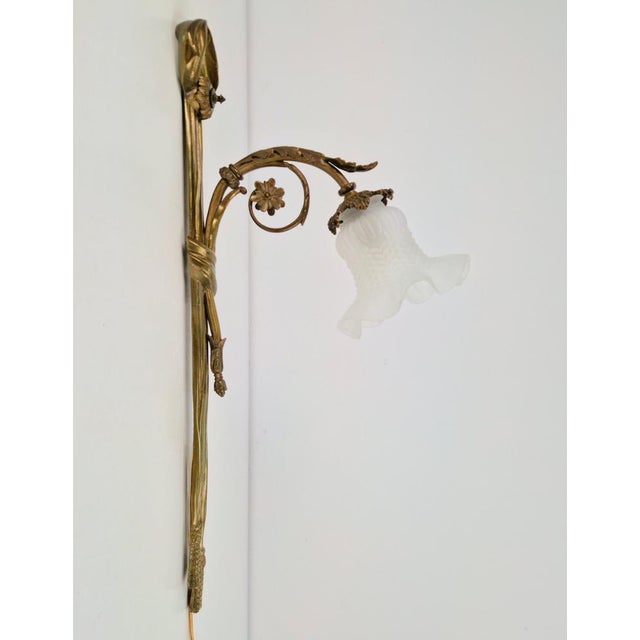 Art Noveau Brass Wall Sconce Light with Flowers and Ribbons, France, 1930s For Sale - Image 18 of 18