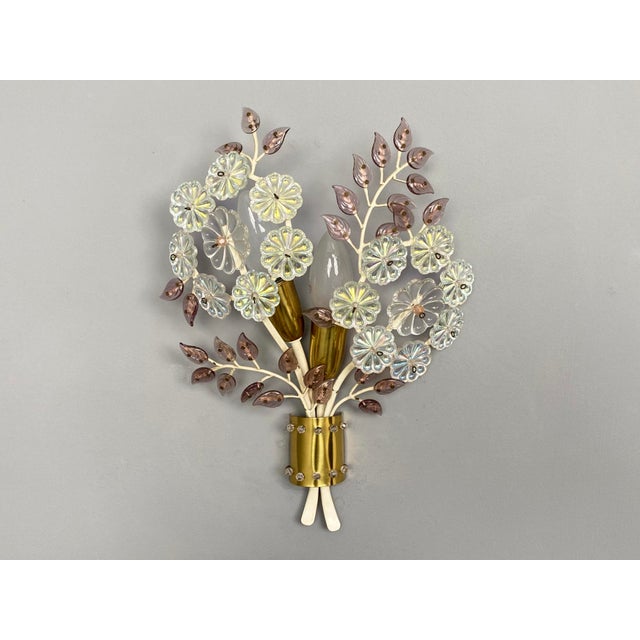 Glass Wall Lamp with Crystal Flowers by Oswald Haerdtl for J.L. Lobmeyr, Vienna, Austria, 1950s For Sale - Image 7 of 7