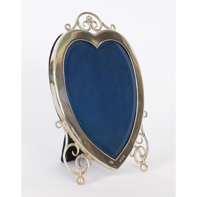 Antique Sterling Silver Heart Photo Frame by Syner & Beddoes, 1890s For Sale - Image 3 of 10
