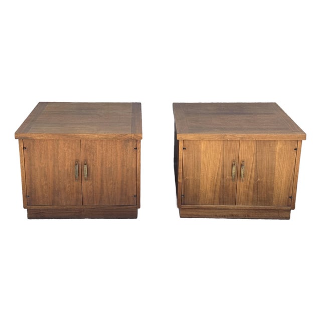 Mid-Century Walnut Nightstands by Lane Furniture, Pair For Sale
