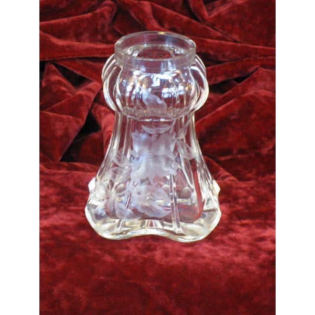 Early 20th Century Vase Art Nouveau Wheel-Cut Engraved Glass Floral and Foliate Design Dogwood For Sale - Image 9 of 18