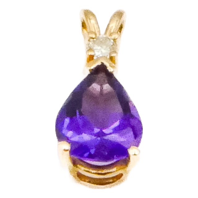 Mid 20th Century Vintage 14k Yellow Gold Pear Shaped Amethyst and Diamond Pendant For Sale