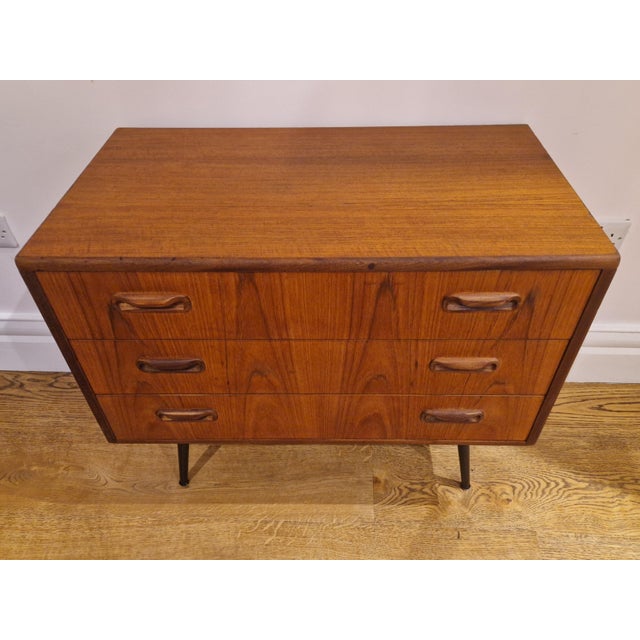 Teak Fresco Chest of Drawers with Tapered Legs from G Plan, 1960s For Sale - Image 6 of 17