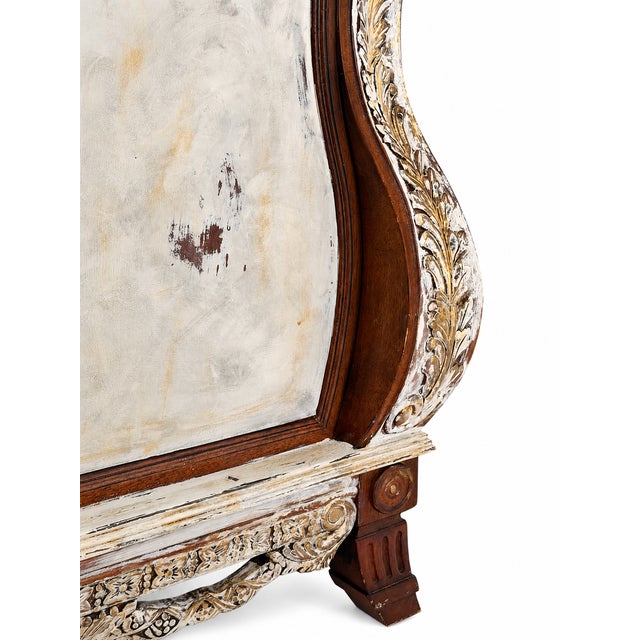 Vintage Patinated Bombe Chest in Yellow Sage – Carved Details – French Provincial For Sale - Image 11 of 11