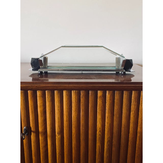 Art Deco centerpiece France 1930- 1940 glass, wood, metal 11 cm H 44.5 x 18 cm Conditions: very good consistent with age...