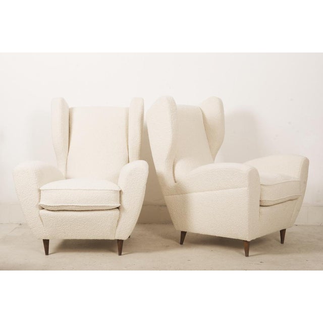 Set of Lounge Chairs with Wingback in Cream Bouclé by Melchiorre Bega For Sale - Image 5 of 18