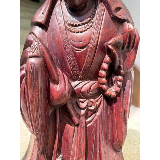 Chinese Vintage 1940’s Chinese 24.5” Tall Rosewood Kuan Yin Figurine For Sale - Image 3 of 9