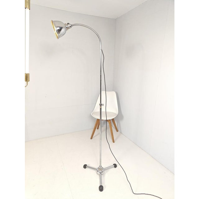 Art Deco Bauhaus Chrome-Metal Gooseneck Floor Lamp by Christian Dell for Maquet, 1930s For Sale - Image 15 of 18