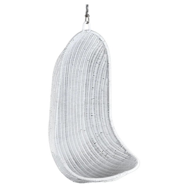 Mario Torres White Wicker Hanging Basket Style Coastal Garden Lanai Scoop Chairs For Sale - Image 4 of 10