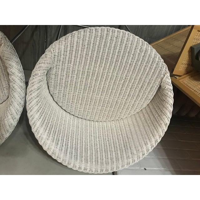 Vintage White Wicker Joe Counter Stools by Vincent Sheppard Set of 2 For Sale - Image 4 of 7