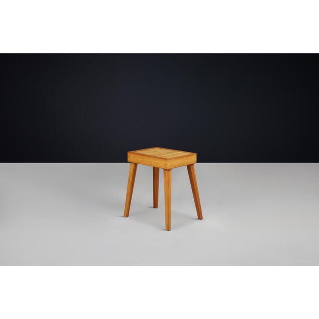 Mid-Century Modern Slatted Elmwood Stool, France, 1960 For Sale - Image 3 of 12