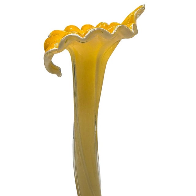 1960s Yellow Murano Glass Flower Vase, Italy, 1960s For Sale - Image 5 of 8