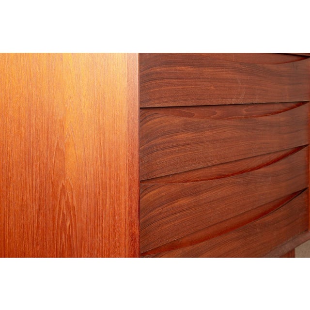 Brown Danish Teak Chest of Four Drawers by Arne Vodder for Sibast, 1960 For Sale - Image 8 of 16
