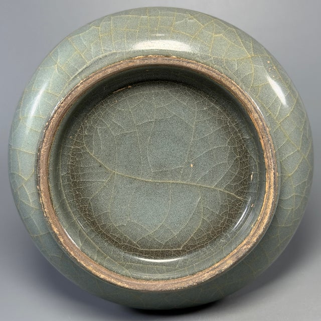 Ceramic Antique Chinese Celadon Long‑Neck Crackle‑Glaze Vase, Collectible Antique For Sale - Image 7 of 7